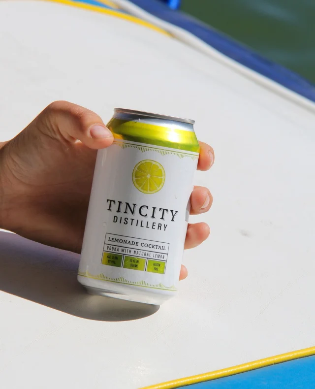 This lemonade cocktail is light, zesty, and dangerously crushable. We’re not saying it’ll solve all your problems, but it’s a delicious place to start.⁠
⁠
Pop it chilled or pour it over ice.⁠
Naturally gluten-free and ready for the beach, pool, or lake. 🍋☀️🍸⁠
⁠
Buy it online or check our website to find it in a store near you!