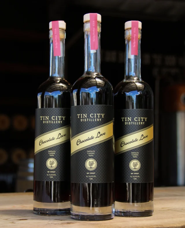Tin City Distillery is headed to Newport Beach!⁠
Swing by the 2025 @pacificwineandfoodclassic to sip our award‑winning Chocolate Love vodka (yes, THAT Double‑Gold, gold‑medal drink), alongside a surprise tiki cocktail and a flight of artisanal brandies. Come for the cocktails, stay for the Paso Robles pride!