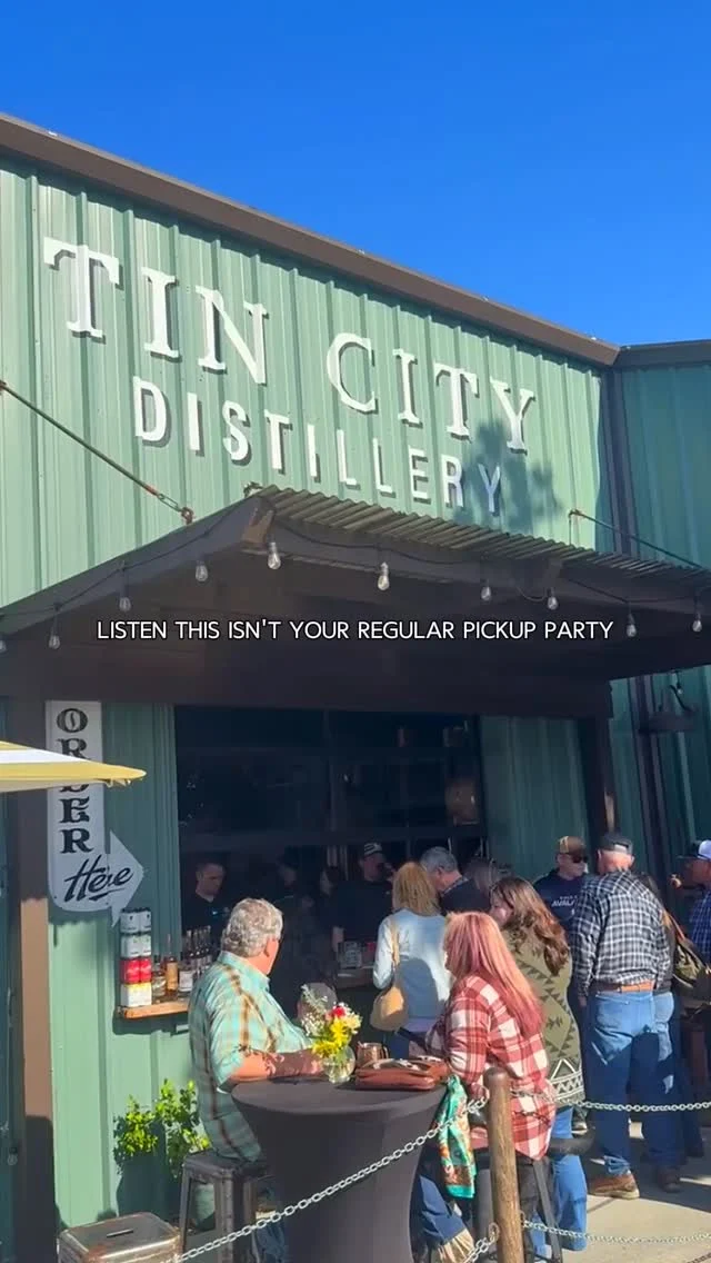 Two weeks until our Fall Pick-Up Party! This isn&#039;t your average pick-up party, we&#039;ve got cocktails, food, and music to make it a night to remember.⁠
Join the club, or you’ll be bummed you missed it! ⁠
⁠